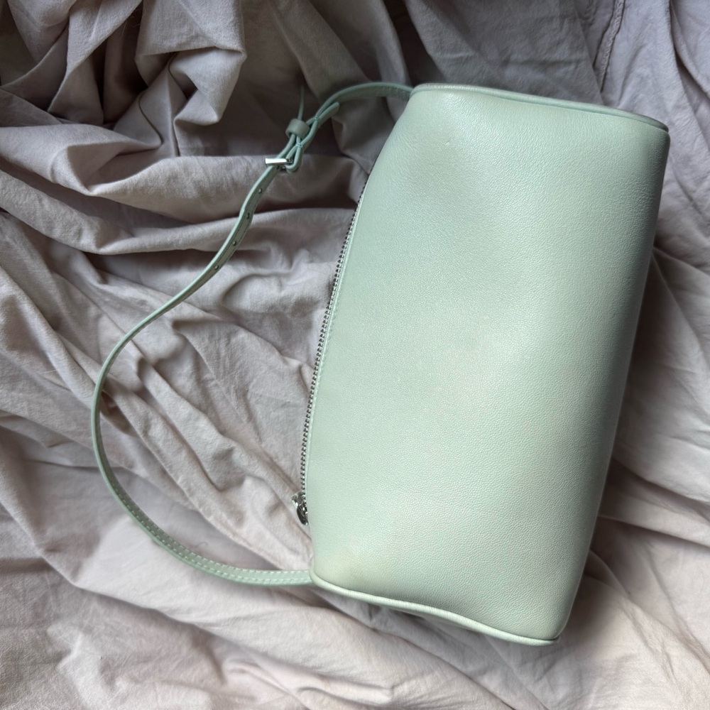 The Row 90s bag in Ice - Picture 5 of 9